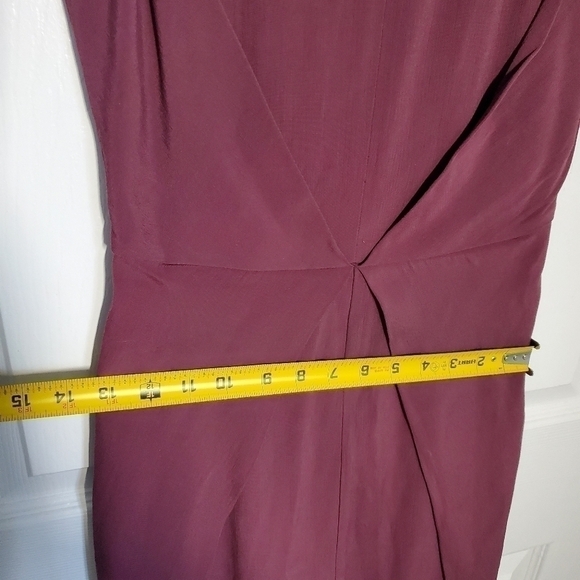 𝅺UNIVERSAL Standard Dress - Picture 12 of 16